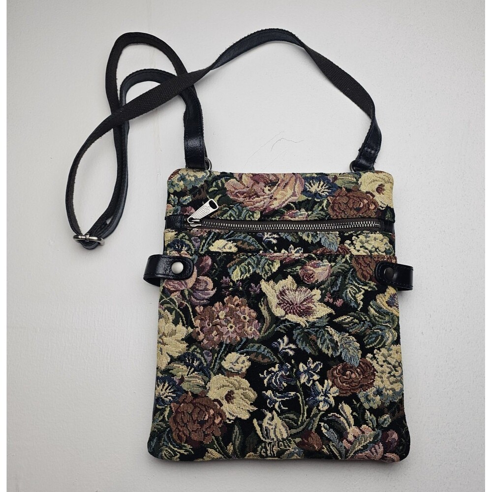 Patricia Nash Prizzi Floral Tapestry Crossbody Bag Multicolor Black Strap Zip
